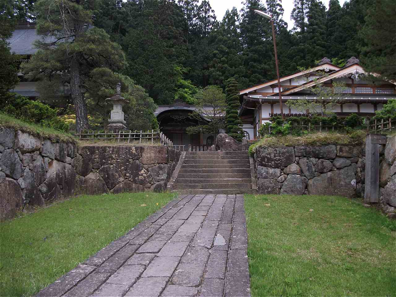 東山寺町