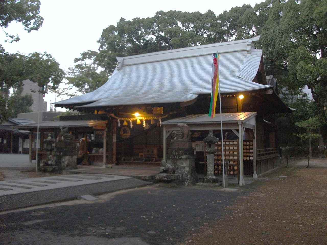諫早神社